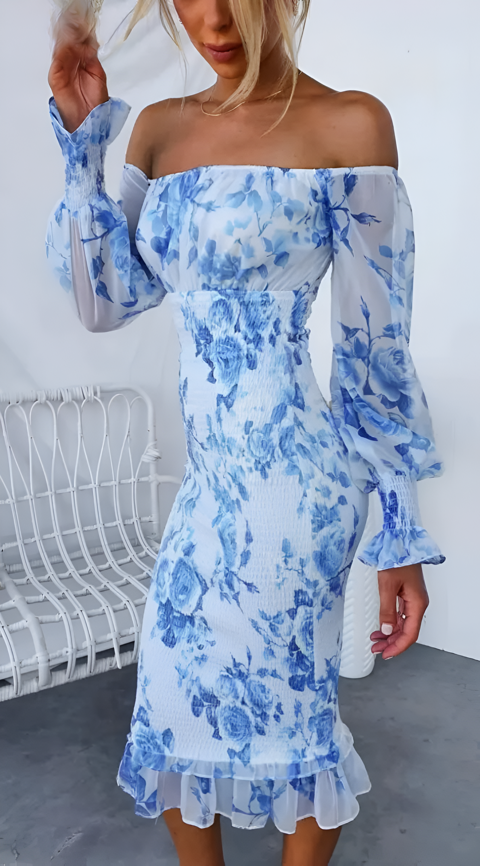 Arabella Blooming Elegance Midi Dress