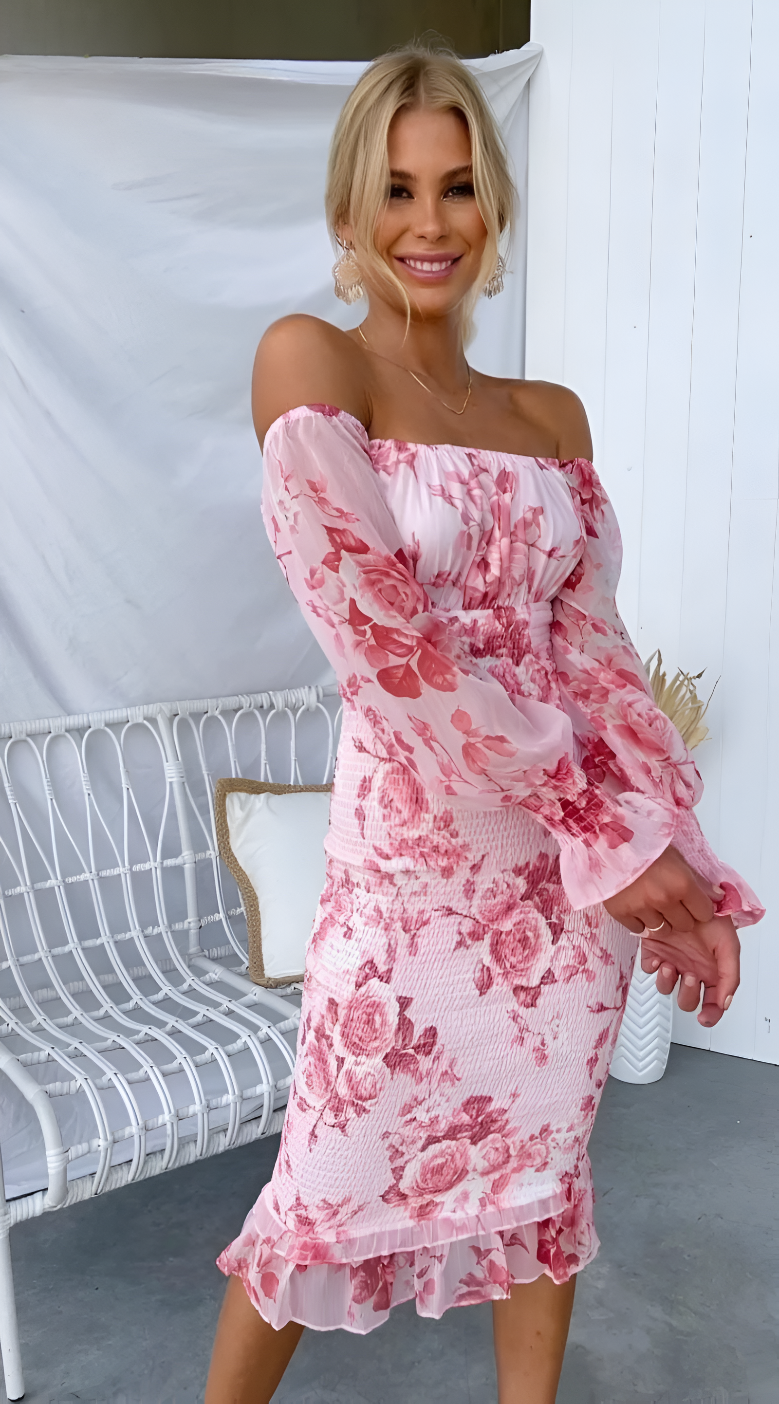 Arabella Blooming Elegance Midi Dress